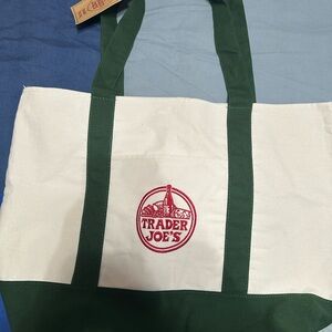 Trader Joe's Canvas Tote Bag in Cream and Forest Green